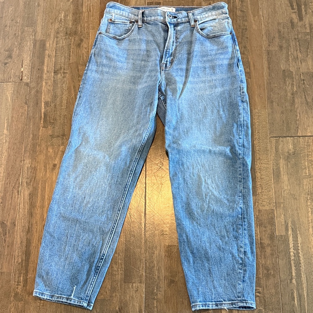 Abercrombie the Mom High Rise Jeans